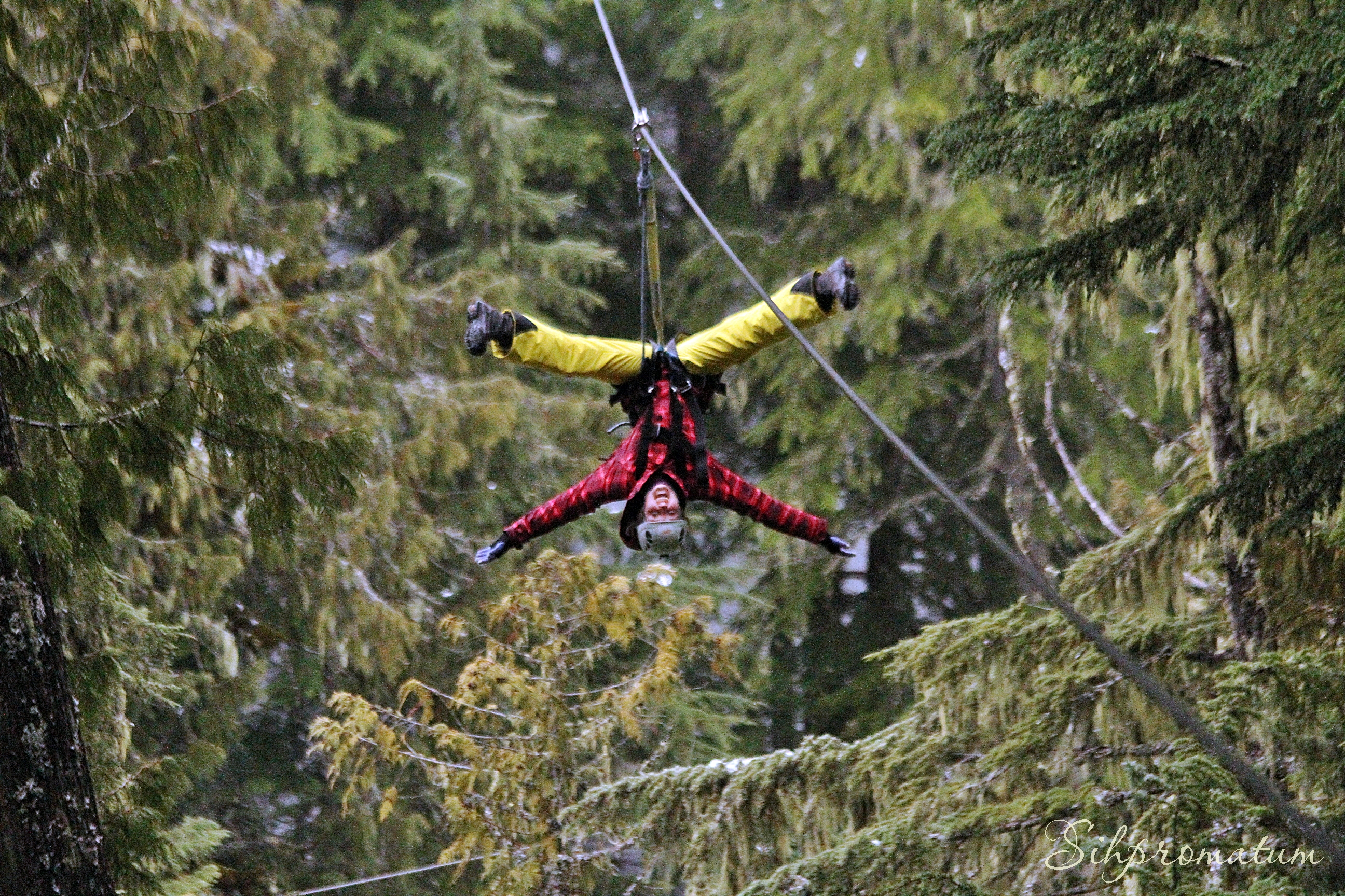 2.-ZIPLINE-in-CANADA