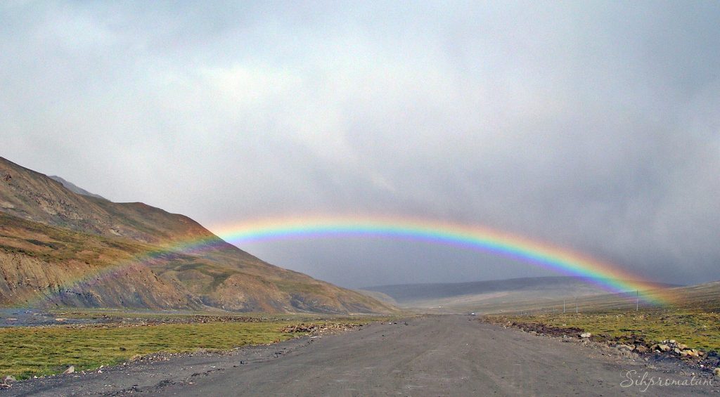 3-A-rainbow-a-paradigm-of-hope-beauty-and-welcome-over-the-lifeless-roads-on-the-Friendship-highway-in-Tibet.--1024x565