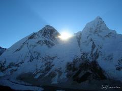 3-sunrise-over-mt-everest-768x576