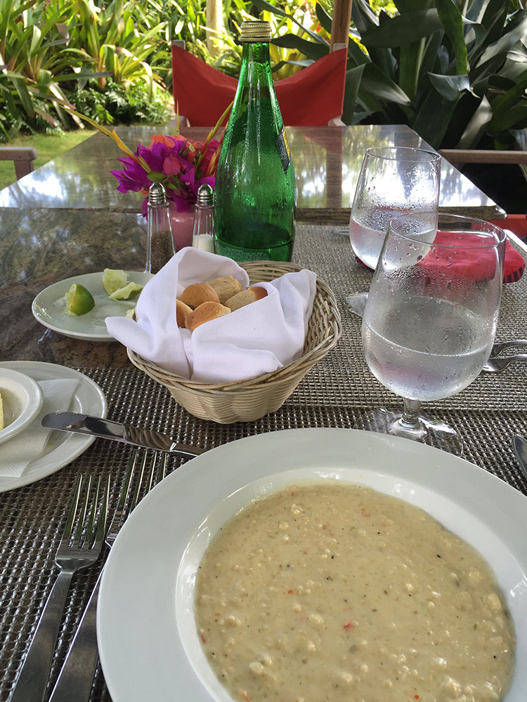 Chowder-and-fresh-bread-at-Golden-Rock-Inn