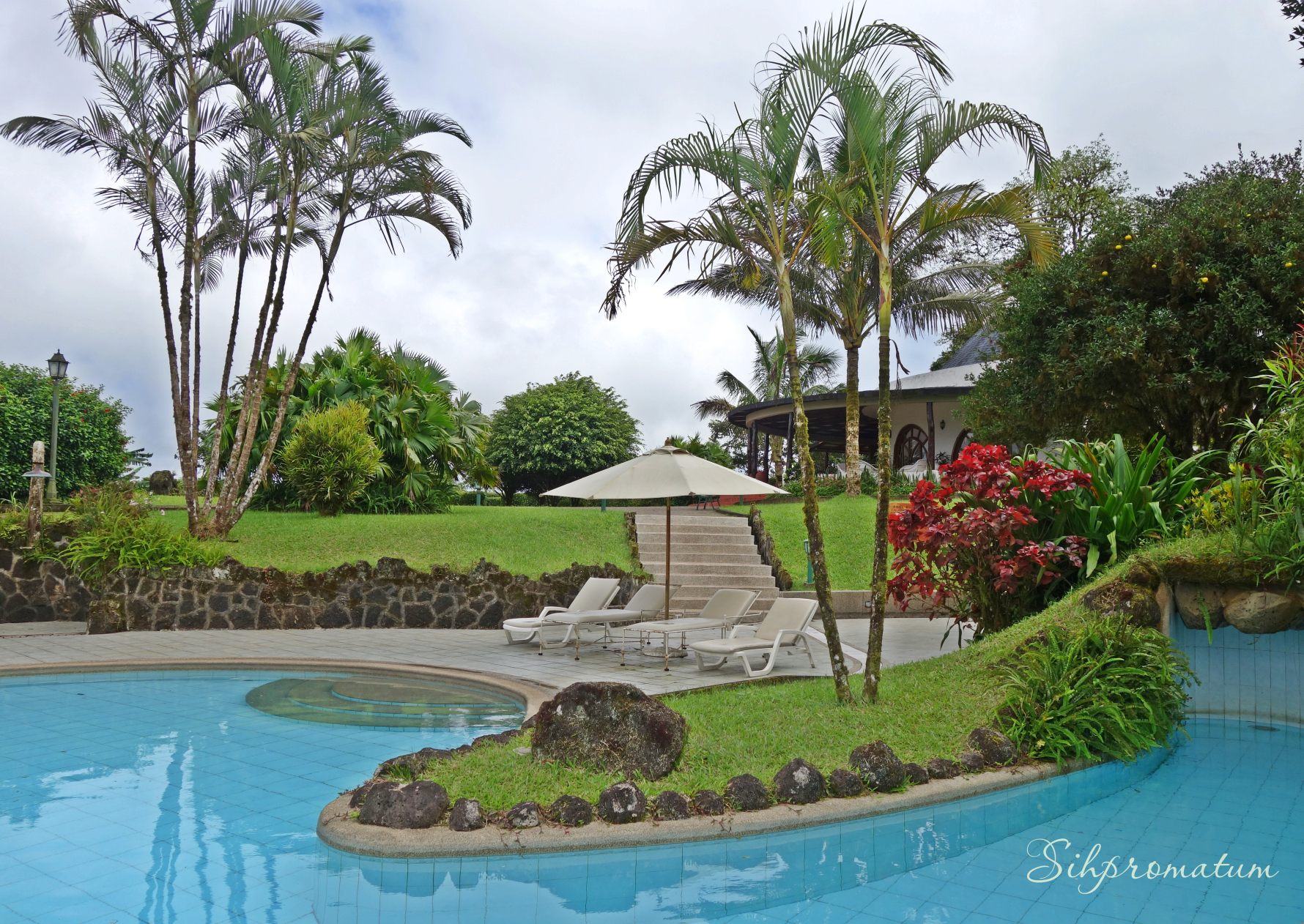 Paradise-in-Paradise-Galapagos-Islands