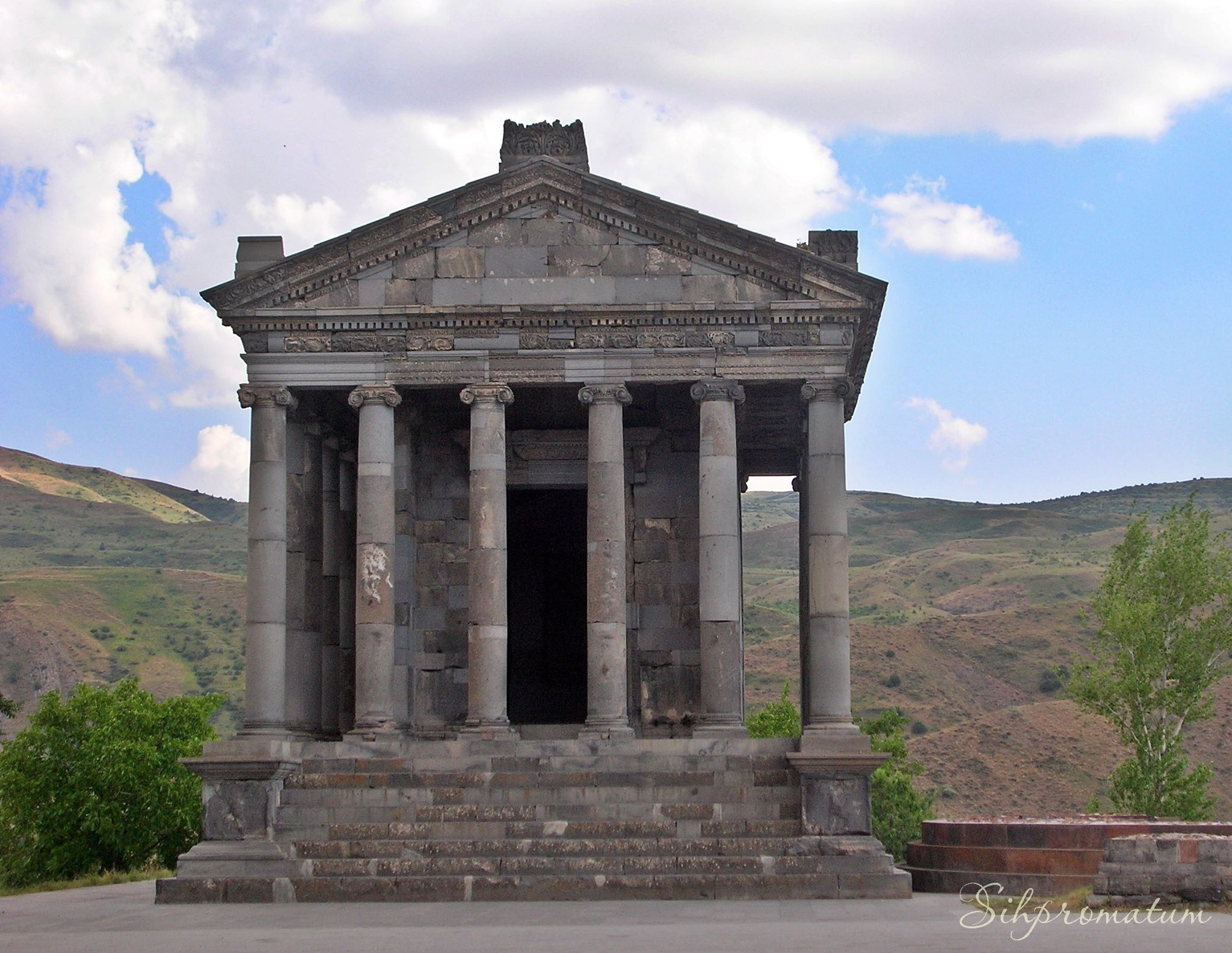 Temple-of-Garni